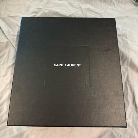 YSL heels - Picture 3 of 10